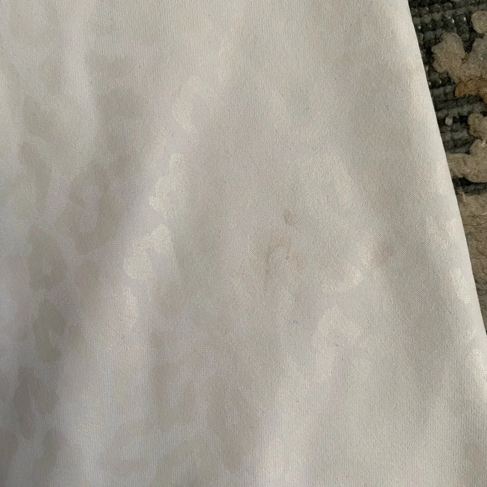 Buffbunny Rebel Leggings White Leopard Print Size Medium - Picture 6 of 9